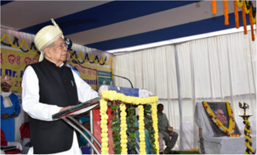 रायपुर : ओड़िशा के पहले मुख्यमंत्री डॉ. हरकृष्ण महताब की जयंती में शामिल हुए राज्यपाल श्री हरिचंदन रायपुर : ओड़िशा के पहले मुख्यमंत्री डॉ. हरकृष्ण महताब की जयंती में शामिल हुए राज्यपाल श्री हरिचंदन