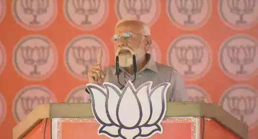 उत्तराखंड में फिर गरजे PM मोदी, ऋषिकेश में बलूनी,त्रिवेंद्र और रानी के लिये मांगे वोट, कांग्रेस पर प्रहार किये