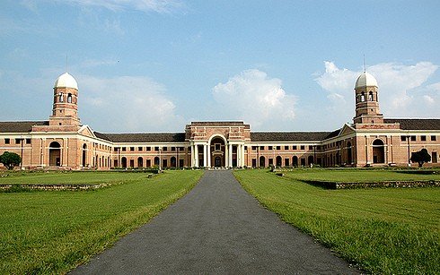 उत्तराखंड को मिलेंगी तीन अधिकारियों की सेवाएं उत्तराखंड को मिलेंगी तीन अधिकारियों की सेवाएं