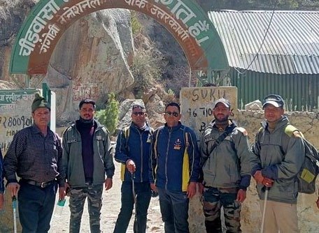 पैदल आवाजाही के लिए सुरक्षित नहीं गंगोत्री-गोमुख ट्रैक पैदल आवाजाही के लिए सुरक्षित नहीं गंगोत्री-गोमुख ट्रैक