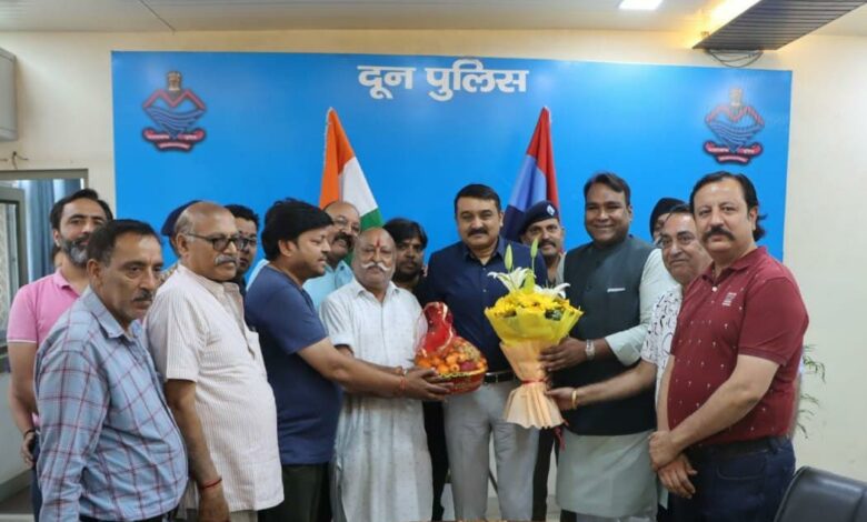 व्यापार मण्डल ने किया एसएसपी को सम्मानित