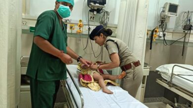 मासूम बच्ची के लिये भगवान बने दून एसएसपी