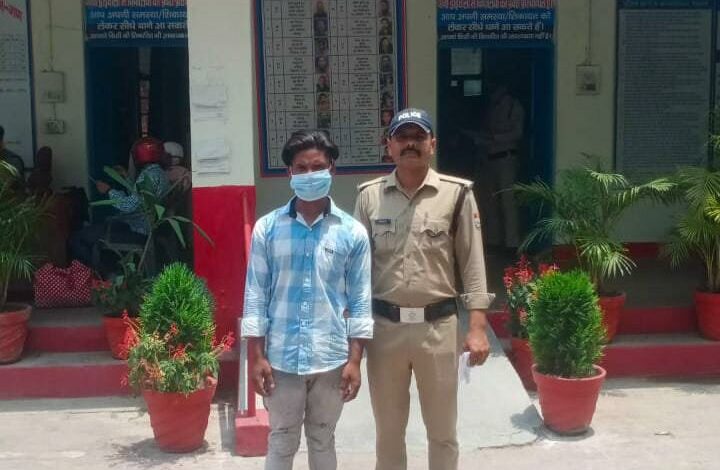 नाबालिक युवती के साथ दुष्कर्म करने वाला गिरफ्तार नाबालिक युवती के साथ दुष्कर्म करने वाला गिरफ्तार