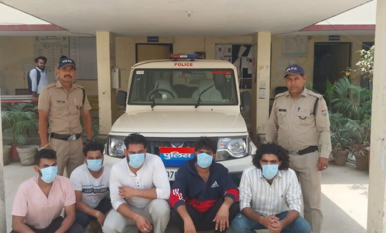 लोक शान्ति भंग करने वालों के विरूद्ध दून पुलिस ने कार्यवाही की कार्यवाही