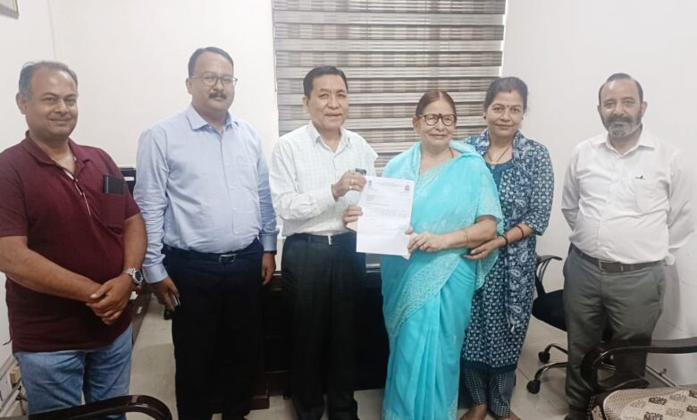 पद्मश्री डॉ बसन्ती बिष्ट को गढ़वाली लोकसंगीत में आकाशवाणी ने टॉप ग्रेड प्रदान किया