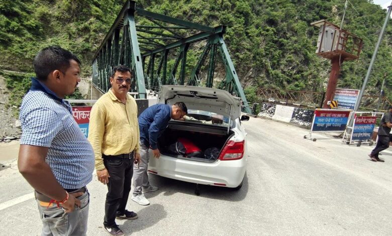 चलाया गया सघन चैकिंग अभियान चलाया गया सघन चैकिंग अभियान