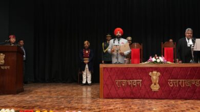 उच्च न्यायालय के नवनियुक्त मुख्य न्यायाधीश न्यायमूर्ति गुहनाथन नरेंदर को दिलायी पद की शपथ
