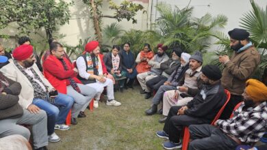 कांग्रेस के राष्ट्रीय महासचिव ने किया विभिन्न वार्डों में ” जन संवाद “