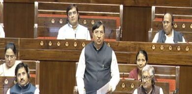 जो लोग घुसपैठिए को भारत ला रहे है उन पर सख्ती बरतने की मांग