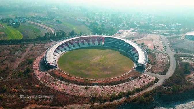 गौलापार स्टेडियम की पिच पर खेल यूनिवर्सिटी करेगी बैटिंग, हस्तांतरण की तैयारी तेज गौलापार स्टेडियम की पिच पर खेल यूनिवर्सिटी करेगी बैटिंग, हस्तांतरण की तैयारी तेज