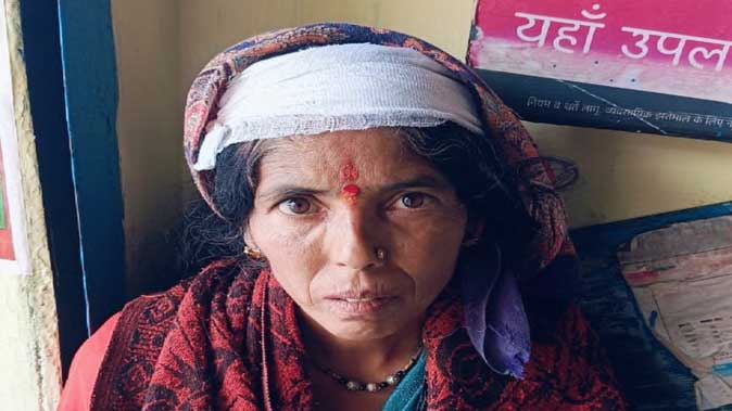 तेंदुए ने घर में घुसकर महिला को घायल किया तेंदुए ने घर में घुसकर महिला को घायल किया