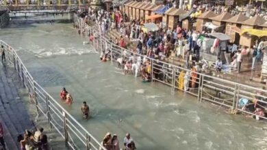 स्नान के लिए आने वाले श्रद्धालुओं को सुबह-सवेरे ही मिला भरपूर पानी स्नान के लिए आने वाले श्रद्धालुओं को सुबह-सवेरे ही मिला भरपूर पानी