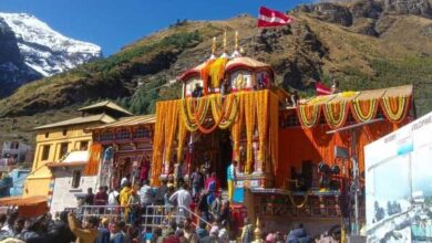 केदारनाथ धाम में कपाट बंद होने की प्रक्रिया शुरू, आज से बिना शृंगार के होगी भोलेनाथ की आरती केदारनाथ धाम में कपाट बंद होने की प्रक्रिया शुरू, आज से बिना शृंगार के होगी भोलेनाथ की आरती