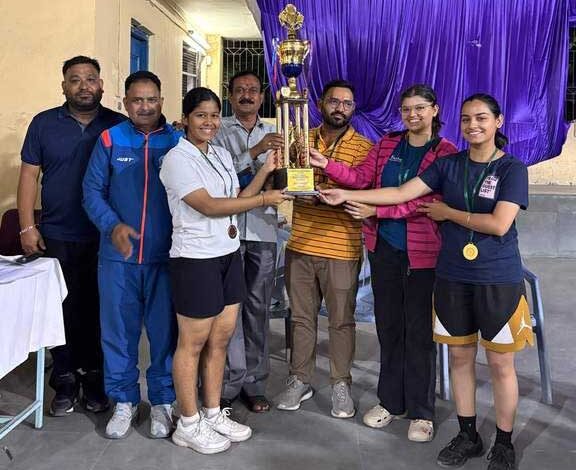महिला वर्ग में देहरादून ने जीता बैडमिंटन टूर्नामेंट, पुरुष वर्ग में कुमाऊं रहा विजेता