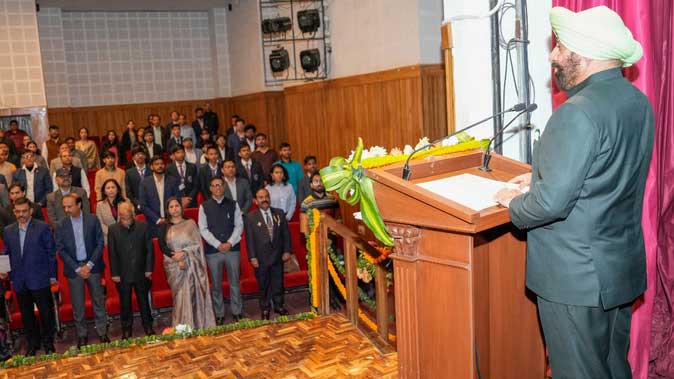 उत्तराखंड में एआई मिशन-2025 की दो नीतियों का ड्राफ्ट जारी उत्तराखंड में एआई मिशन-2025 की दो नीतियों का ड्राफ्ट जारी