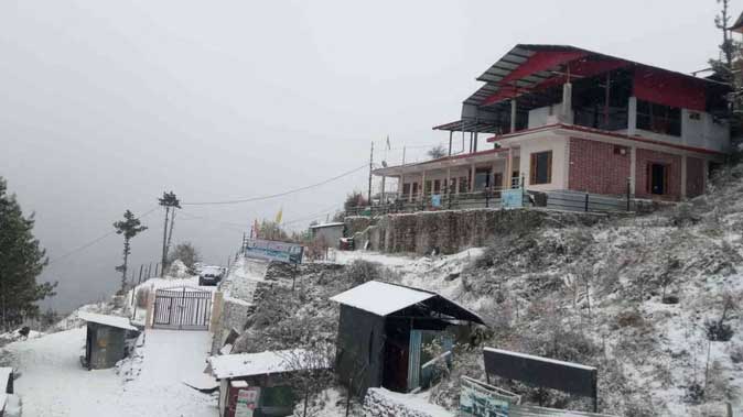 क्रिसमस और नए साल पर औली में पर्यटकों की भारी भीड़ की उम्मीद