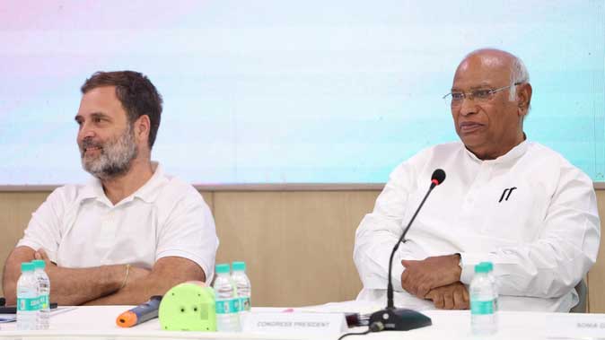 कांग्रेस कार्यसमिति की बैठक आज, अहम मुद्दों पर होगी चर्चा