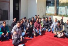 पेयजल निगम को राजकीय विभाग घोषित करने की मांग को लेकर धरना