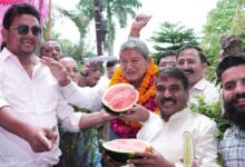 फल पार्टी भी नहीं मिटा सकी कांग्रेस की खटास, बड़े नेता रहे नदारद