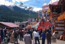 आर्मी बैंड की अगुवाई में मां गंगा की डोली रवाना, कल खुलेंगे गंगोत्री धाम के कपाट