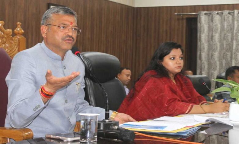 मानसून से पहले तैयारियों की समीक्षा, मेयर ने समयबद्ध कार्य पूरे करने के दिए निर्देश मानसून से पहले तैयारियों की समीक्षा, मेयर ने समयबद्ध कार्य पूरे करने के दिए निर्देश