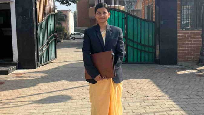 पीसीएस परीक्षा पास कर एसडीएम बनीं काजल सैनी, बोलीं- माता-पिता ने शादी नहीं, पढ़ाई को दी प्राथमिकता पीसीएस परीक्षा पास कर एसडीएम बनीं काजल सैनी, बोलीं- माता-पिता ने शादी नहीं, पढ़ाई को दी प्राथमिकता